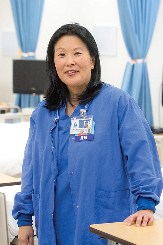 Mika Sunago '06, RN, former professional pianist