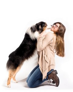 Taylor Gwinn and her service dog, Vic
