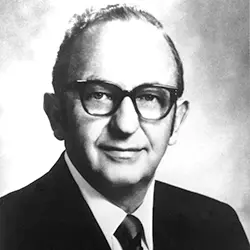 headshot of Interim President Siemens.